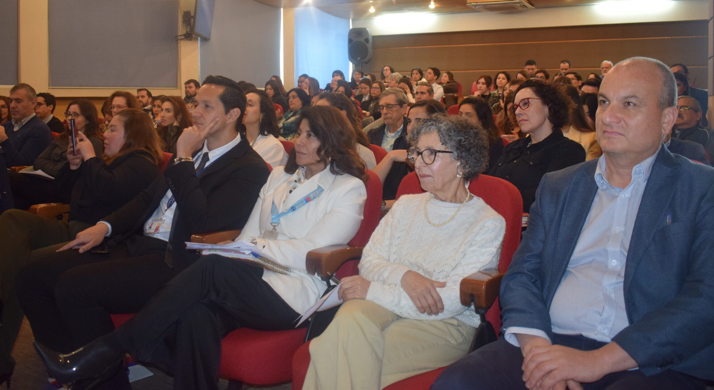 Departamento de Salud Ocupacional del ISP convoca a expertos en jornada sobre el cuidado y gestión integral de la salud mental